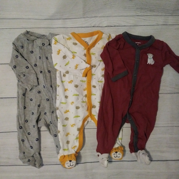 Carter's Other - 5/$10 Set of 3 Footie sleepers size 3m Carter's